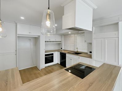 6 Ormond Pl, Warnbro WA 6169