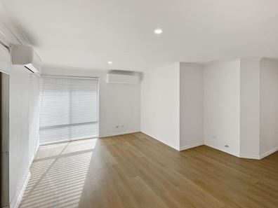 6 Ormond Pl, Warnbro WA 6169