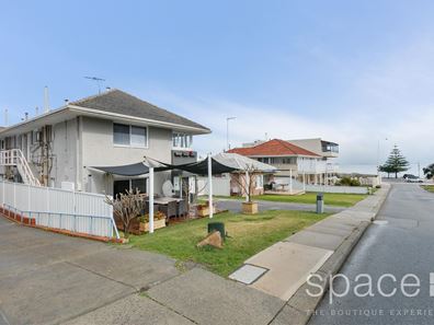 1/6 Overton Gardens, Cottesloe WA 6011
