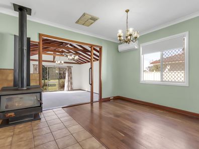 8 Warr Street, Pinjarra WA 6208