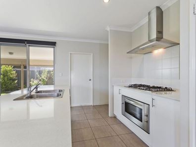 20 Wesley Way, Aveley WA 6069