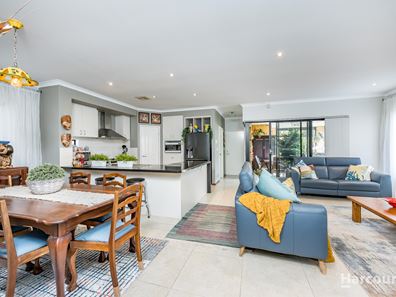 16 Shorehaven Boulevard, Alkimos WA 6038