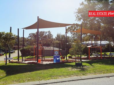 1A Baloo Place, Koongamia WA 6056