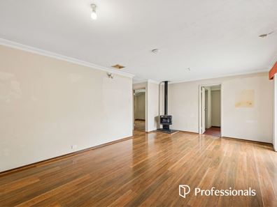 24 Calliandra Way, Forrestfield WA 6058