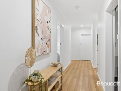 25 Jakobsons Way, Morley WA 6062