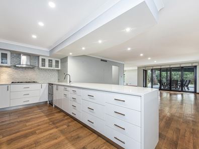 42 Sawley Close, Golden Bay WA 6174