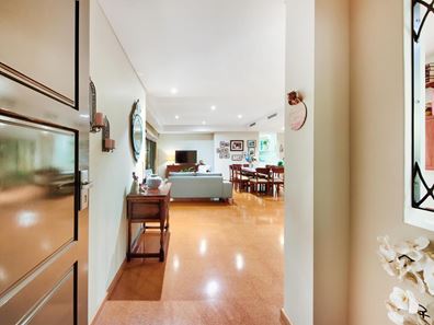 38 Eastland Street, Dianella WA 6059