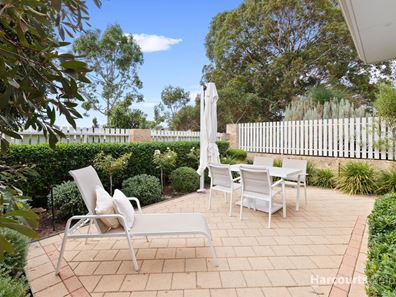 9 Quorn Street, Wembley Downs WA 6019