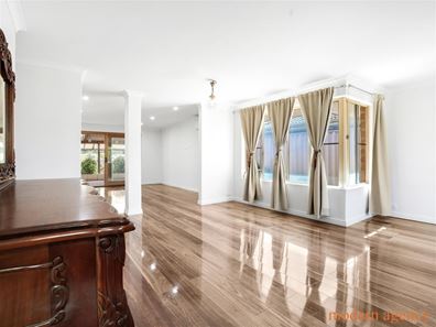 18 Rannoch Rise, Joondalup WA 6027