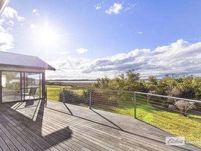 2 Shore Terrace, Little Grove WA 6330