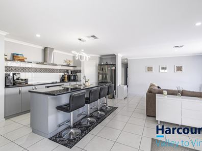 35 Ballybofey Loop, Bullsbrook WA 6084