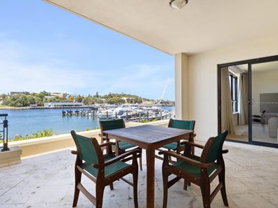 2/10 Doepel Street, North Fremantle WA 6159