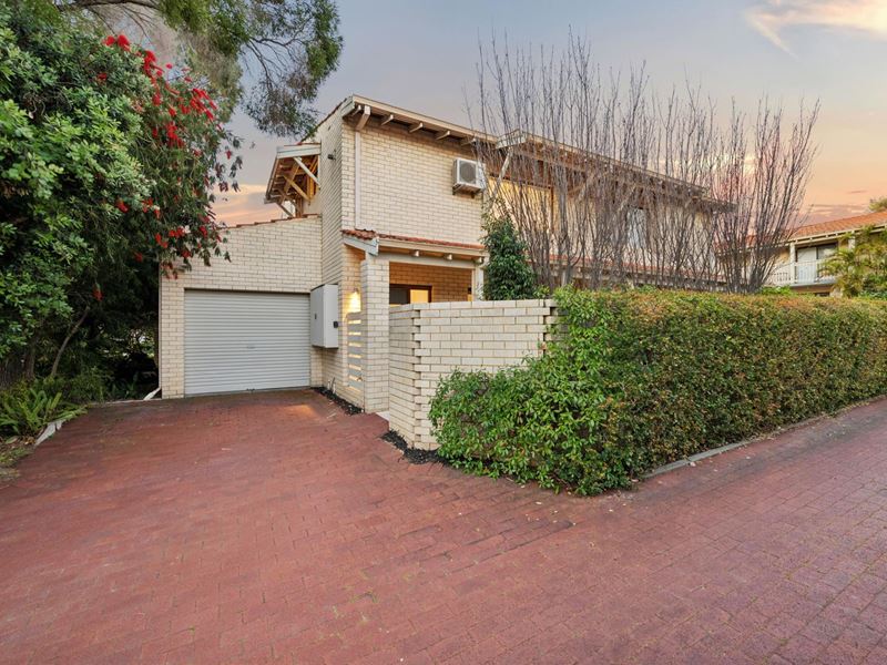 1/16 Leonora Street, Como WA 6152