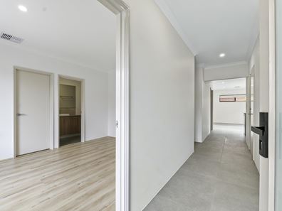 21C Burton St, Bentley WA 6102