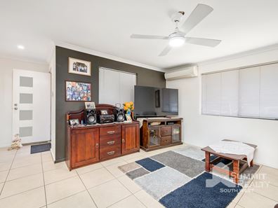 33 Westwood Street, Withers WA 6230