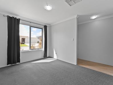 27 Lazuli Rise, Wellard WA 6170