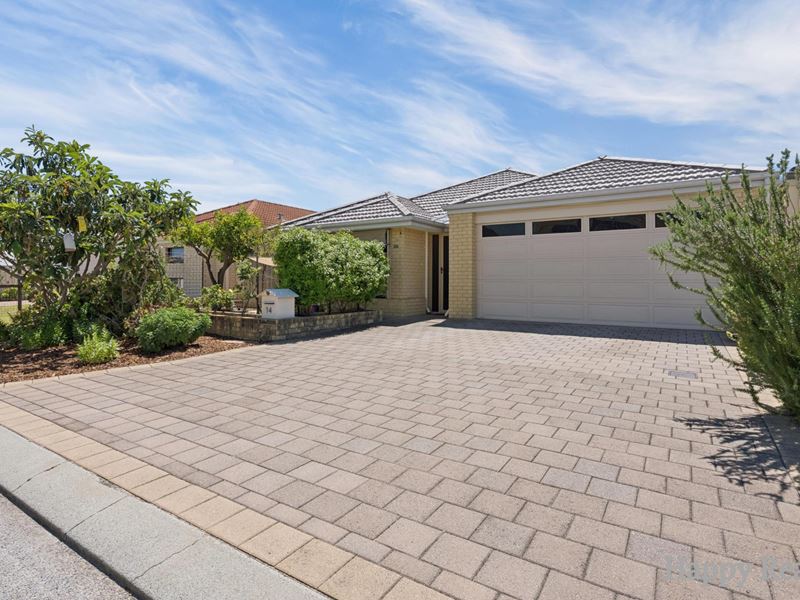 14 Flynn Street, Canning Vale WA 6155