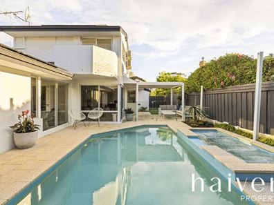 11 Jubaea Gardens, Mount Claremont WA 6010