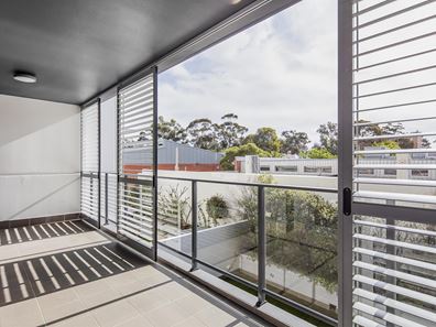 72/172 Railway Parade, West Leederville WA 6007
