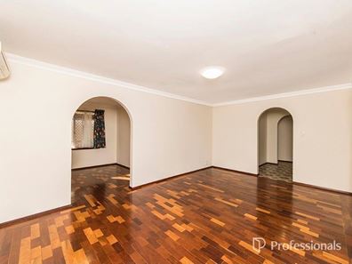 23 Sandon Road, Thornlie WA 6108