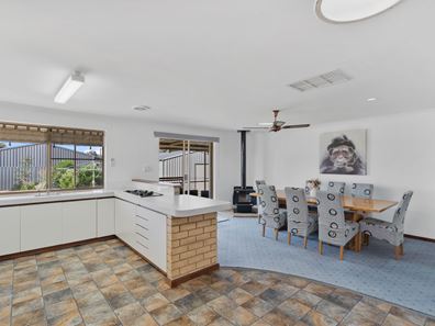26 Kookerbrook Street, Dudley Park WA 6210