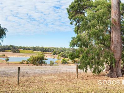 172 Sonning Loop, Yallingup WA 6282