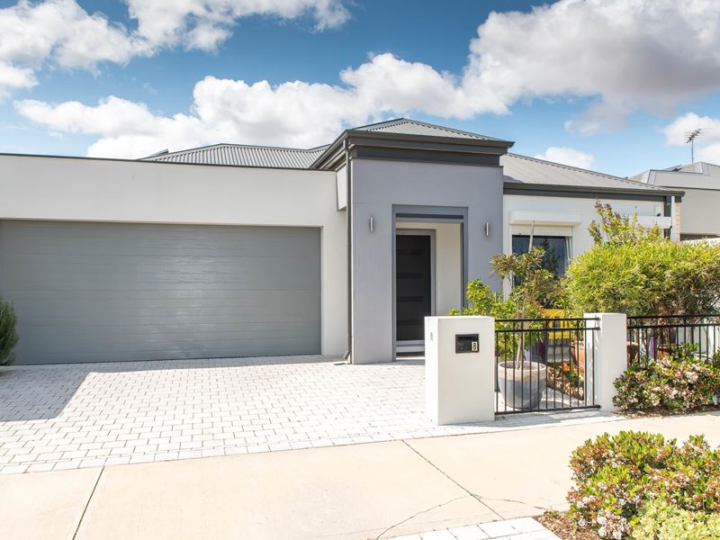 8 Carripan Road, Darch WA 6065