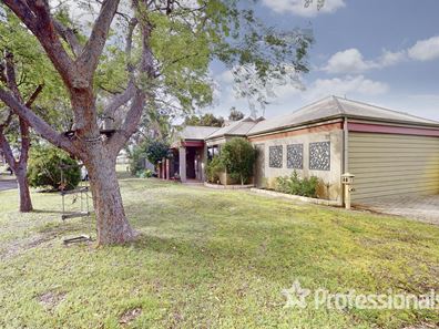 24 Naturaliste Grove, Ballajura WA 6066