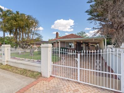 51 Braibrise Road, Wilson WA 6107