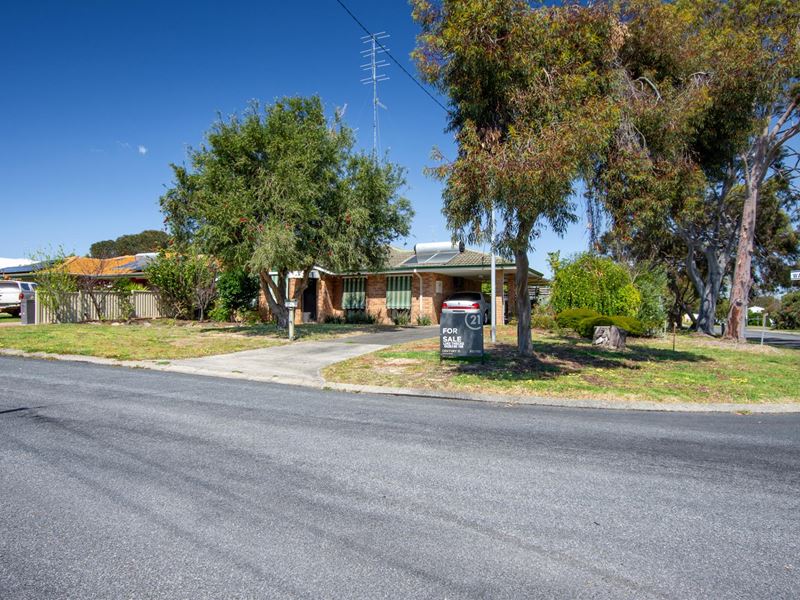 16 Brooks Avenue (Known as 1 Walm, Waroona WA 6215