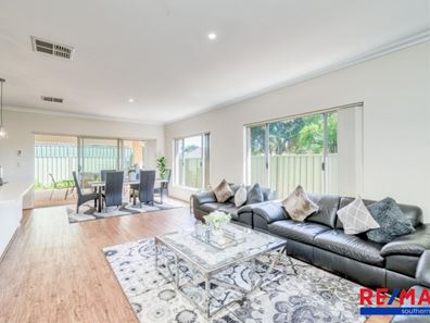 36b Brixton Street, Beckenham WA 6107