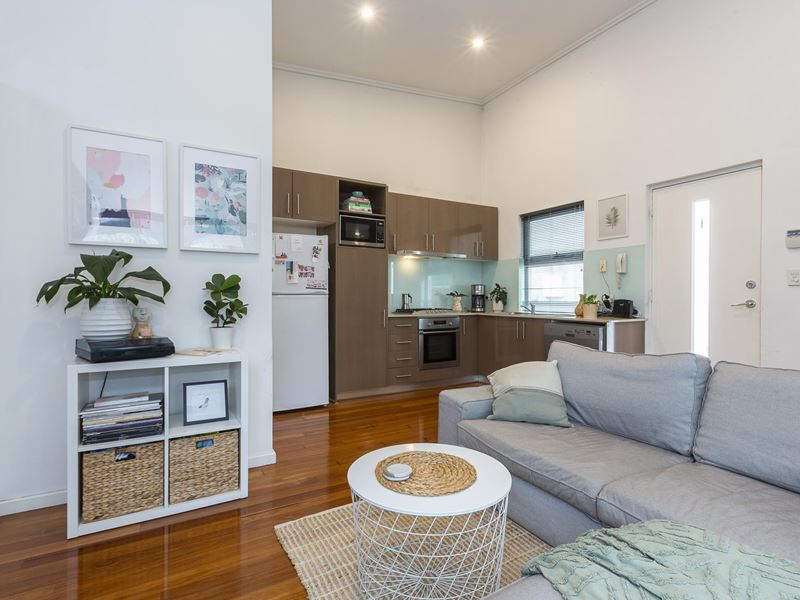 8/313 Oxford Street, Leederville WA 6007