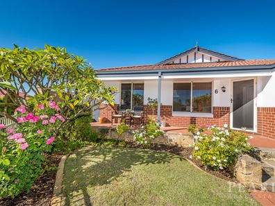 6 Mulgrave Loop, Mindarie WA 6030