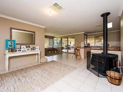 22 Mary Street, Byford WA 6122