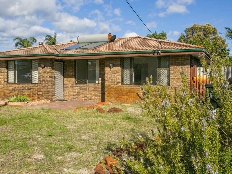 36 Grovelands Drive, Camillo