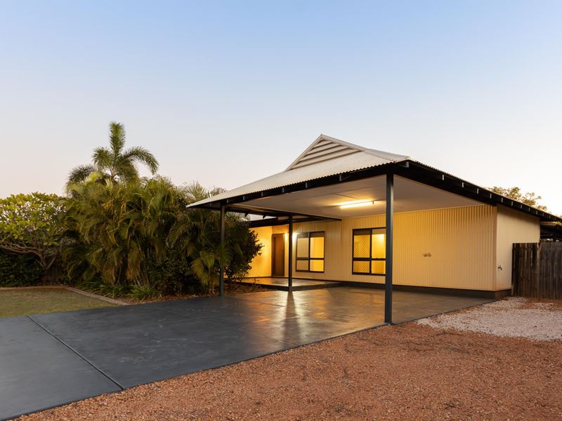 17 Fairway Drive, Cable Beach