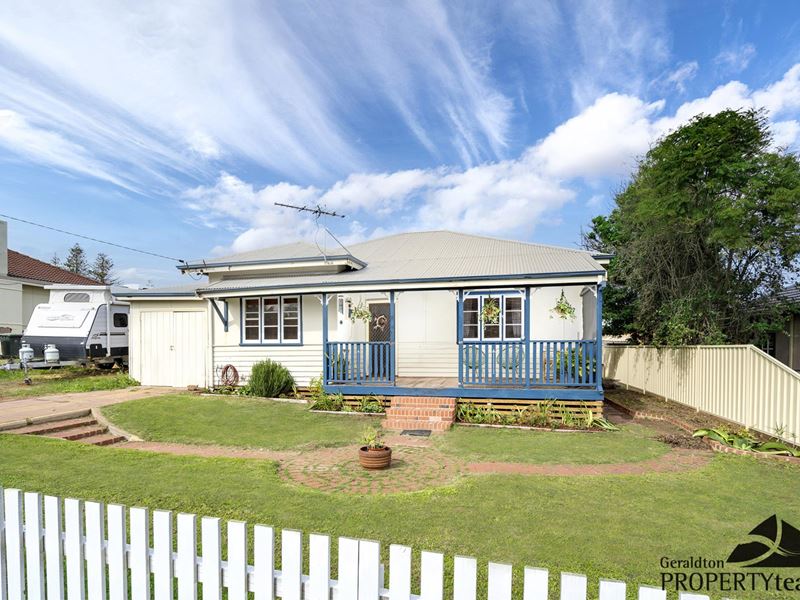 21 Conway Street, Beachlands WA 6530