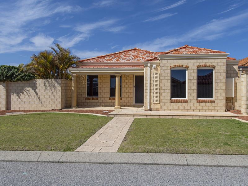 14 Tahoe Street, Secret Harbour