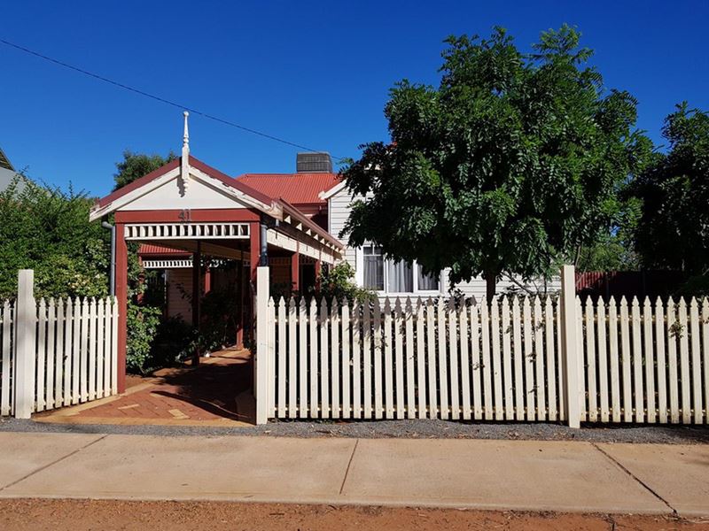 41 Addis Street, Lamington