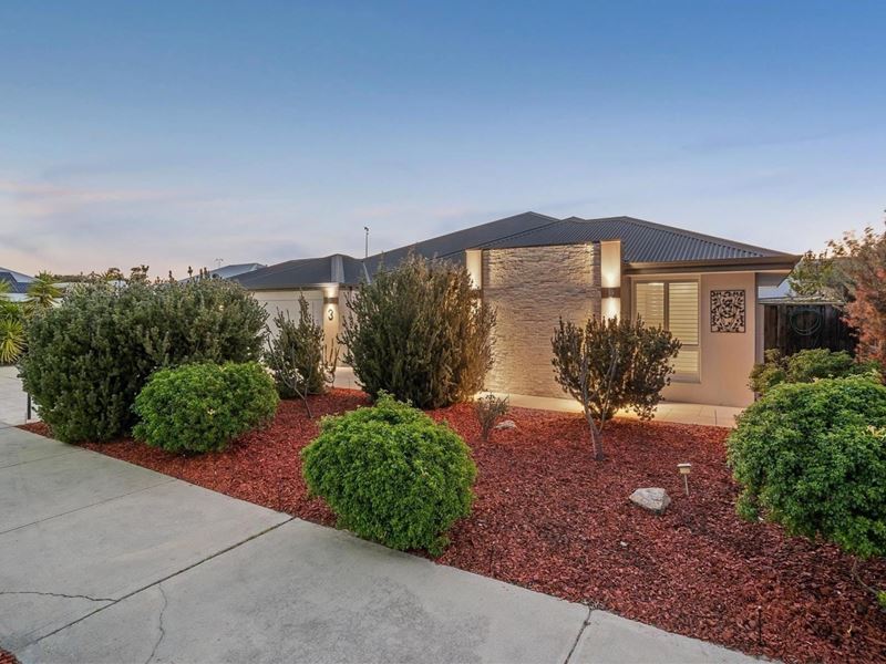 3 Farnborough Parkway, The Vines WA 6069