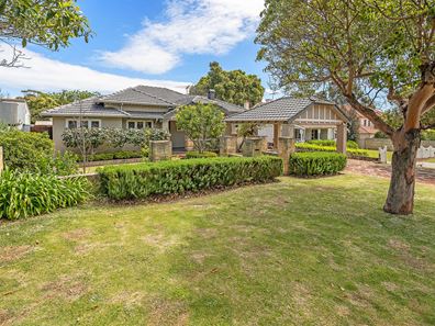 31 Martin Avenue, Nedlands WA 6009