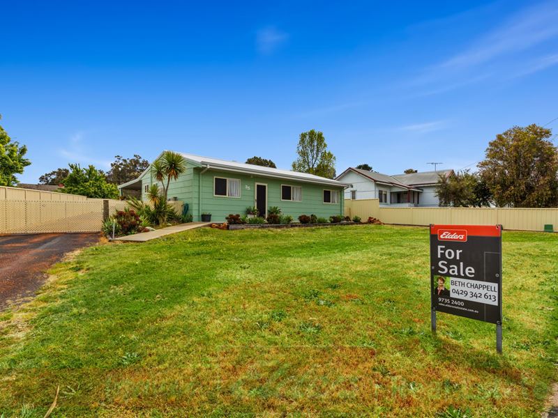35 Moore Street, Collie