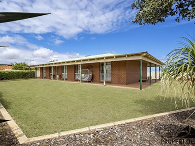 8 Waratah Court, Strathalbyn WA 6530