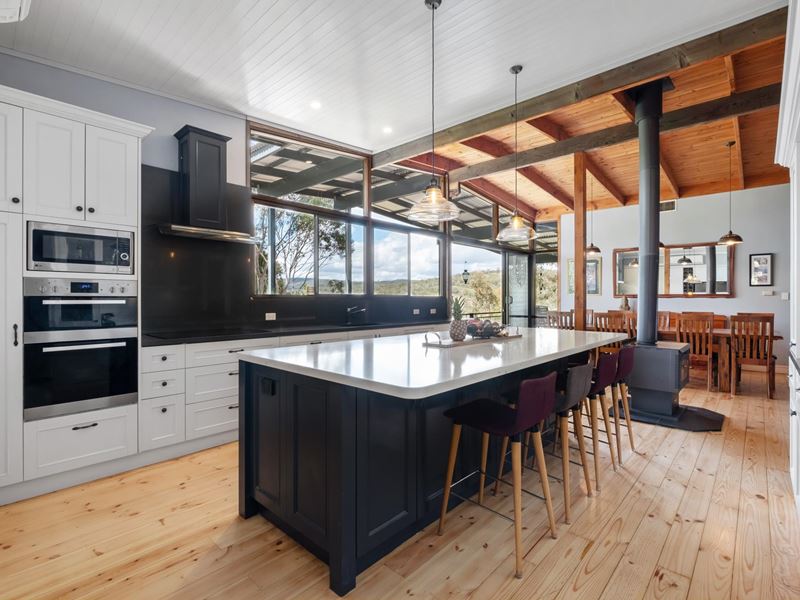 65 Tunnel Road, Swan View