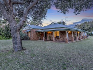 11 Pleasant Grove Circle, Falcon WA 6210