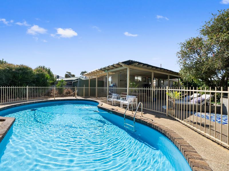 4 Myaree Way, Duncraig