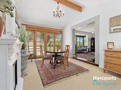 4 Acapulco Road, Safety Bay WA 6169