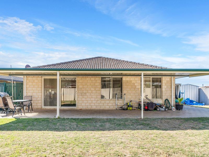 17 Swinden Court, Maddington