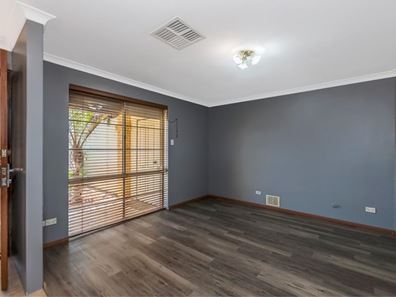 15 Azure Lane, Warnbro WA 6169