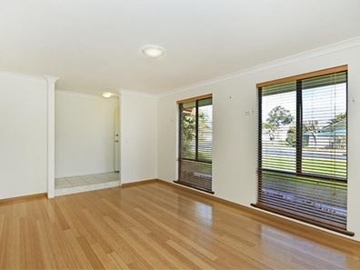 2 Edgeview Mews, Ballajura WA 6066